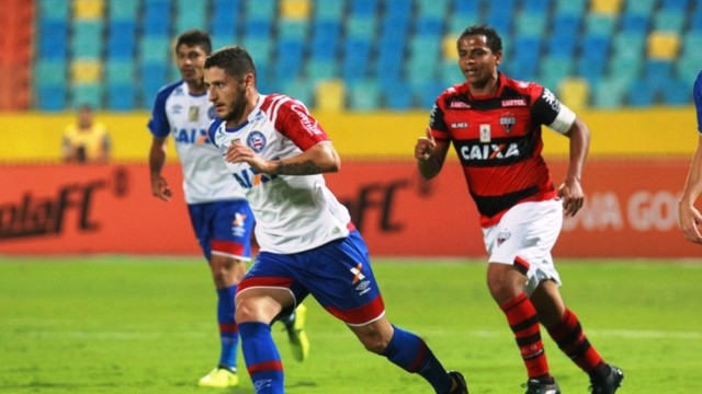 Depois de um primeiro tempo medíocre, Bahia melhora no segundo e consegue o empate contra o Atlético de Goiás