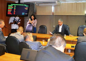 CCJ aprova Dia Estadual do Vaqueiro e mais quatro projetos nesta terça (31)