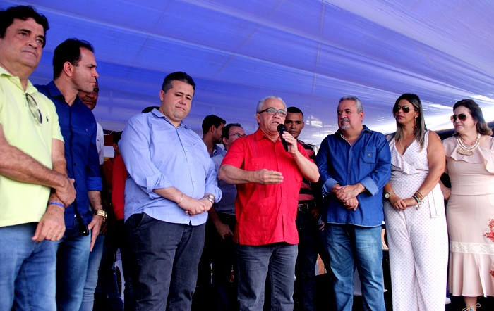 Queimadas II – Dois deputados e um secretário de estado marcam presença na Agenda Positiva e anunciam obras para o município