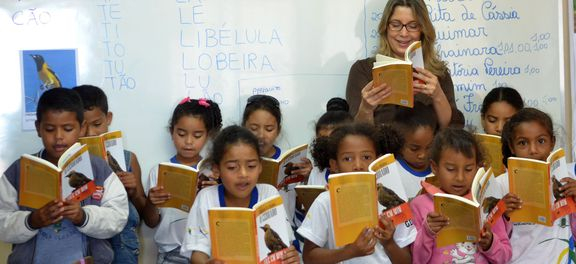 Brasil pode levar 76 anos para adequar nível de leitura de todos os alunos