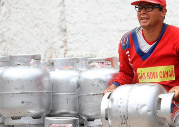 Petrobras aumenta preço do botijão de gás em 12,9% a partir de quarta