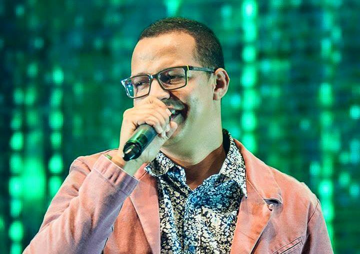 Cantor gospel Netto Paz ex-Banda Shalom é morto a tiros na presença da mulher e da filha