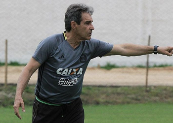 Paulo César Carpegiani é o novo técnico do Bahia