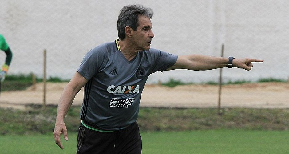 Paulo César Carpegiani é o novo técnico do Bahia