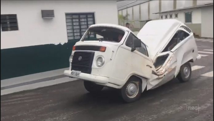 Motorista é flagrado conduzindo kombi após grave acidente