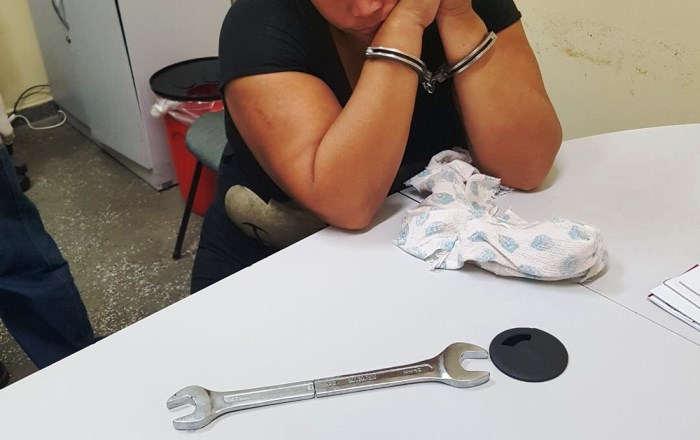 AM – Mulher é detida ao tentar entrar em presídio com chave de boca nas partes íntimas