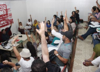 Professores da Uneb aprovam indicativo de greve e paralisação em novembro