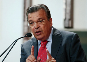 Deputado Targino Machado emite nota em resposta à matéria veiculada no CN