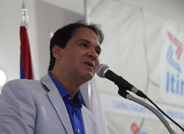 CCJ do Senado aprova PEC que amplia fundo dos municípios em 1%