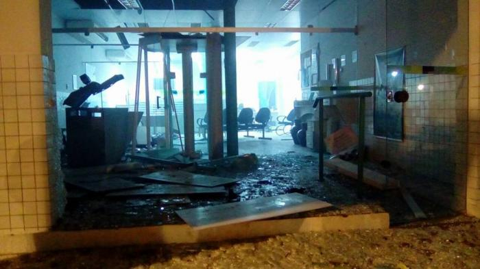 Bandidos explodem agência do Bradesco e do SICOOB de Nova Fátima; Esquadrão antibombas chega a cidade (matéria atualizada às (12h20)