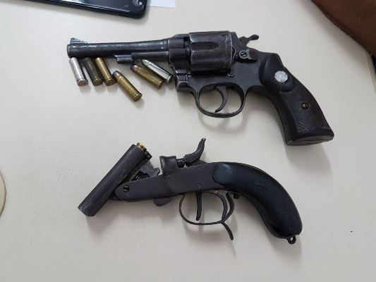 Suspeitos morrem ao reagirem a intervenção policial em Coité e Santa Bárbara praticamente no mesmo horário