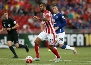 Zagueiro brasileiro que atuou no futebol inglês morre após parada cardíaca no PR