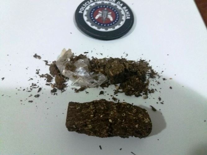 Coité II – PM apresenta a Delegacia casal suspeito de participação de homicídio em cemitério