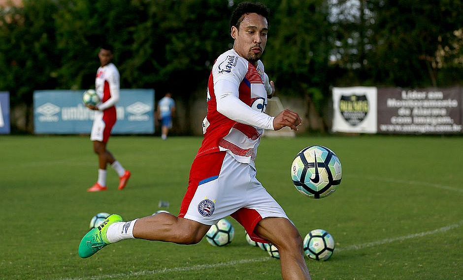 Triunfo contra a Ponte deixará Bahia perto de escapar da degola
