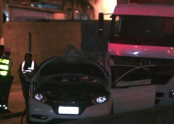 Pedaço de concreto cai de viaduto em cima de carro e mata juíza em São Paulo