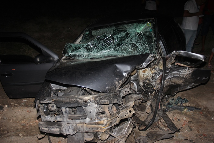 Valente – Colisão entre Punto e Gol deixa um morto e um ferido na BA 120