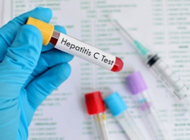 Meta do Brasil é erradicar hepatite C até 2030, afirma ministro da Saúde