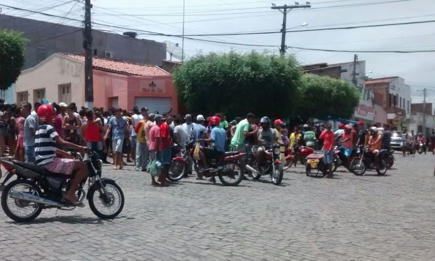 Homem é morto a tiros próximo ao terminal rodoviário de Mairi