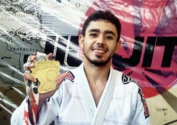 Sacrifício: lutador de Jiu-Jitsu de Nordestina rifa celular para viajar a Portugal onde participará de competição