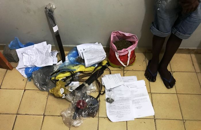 Santaluz – Adolescentes são apreendidos após arrombarem Delegacia e furtarem droga, documento e peças de inquéritos