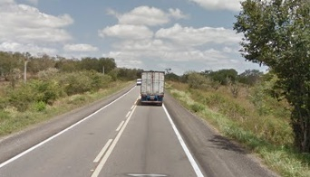 Micro-ônibus que levava pacientes de Queimadas para Salvador é assaltado próximo a Tanquinho