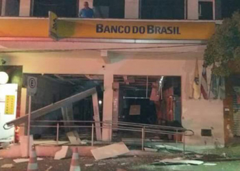 Em pouco mais de 1h, bandidos explodem quatro agências bancárias em Jaguarari e Araci
