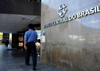 Economia brasileira cresce 0,29% em outubro, indica BC