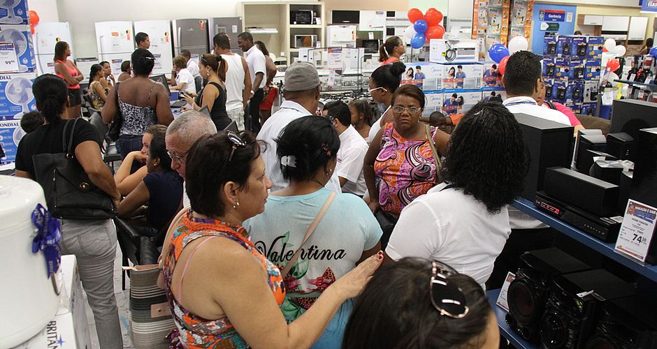 Segunda parcela do 13º cai na conta de 4 milhões de baianos nesta quarta