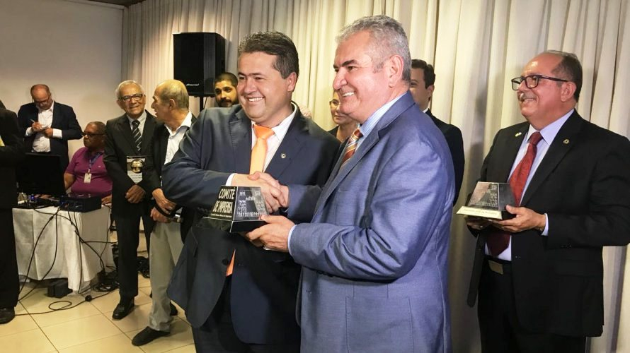 Oito deputados estaduais baianos recebem Troféu Imprensa melhores de 2017