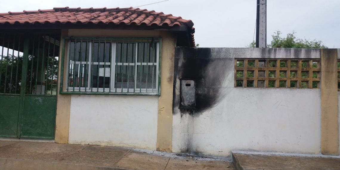 Raio atinge Colégio em Quixabeira; membros da Igreja Adventista do 7º dia estavam no local no momento