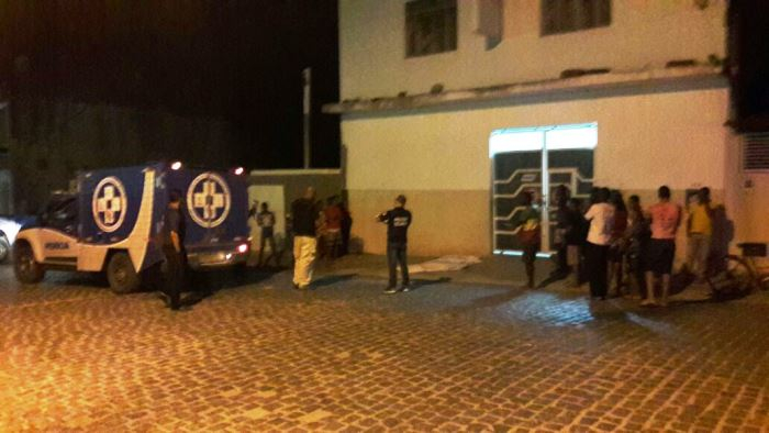 Coité – homem é morto a tiros disparados por criminosos de moto
