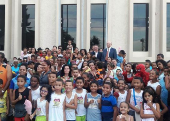 Por iniciativa do desembargador Salomão Resedá e o juiz Gerivaldo Neiva é realizado o I Natal do Fórum de Coité