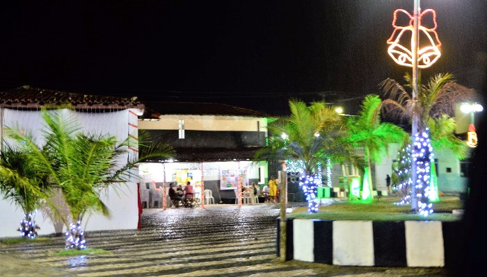 Retirolândia II – Clima de natal toma conta da cidade