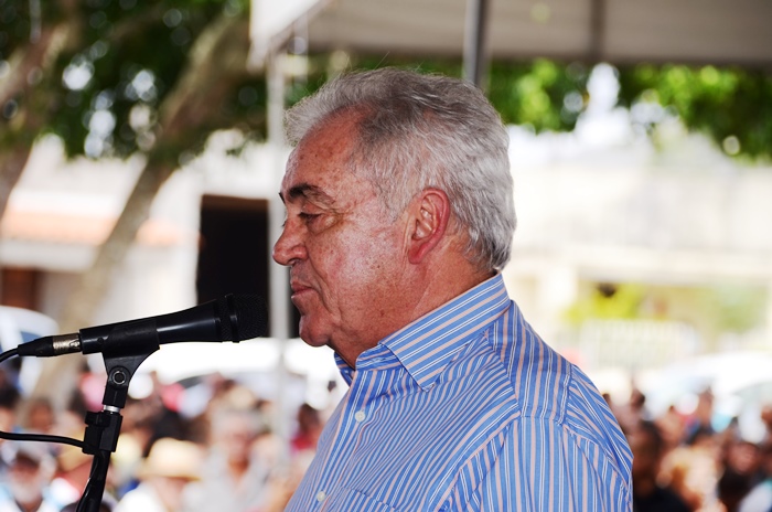 Governador Rui Costa assina ordem de serviço para construção da 1ª etapa do projeto Mandacaru em Tucano