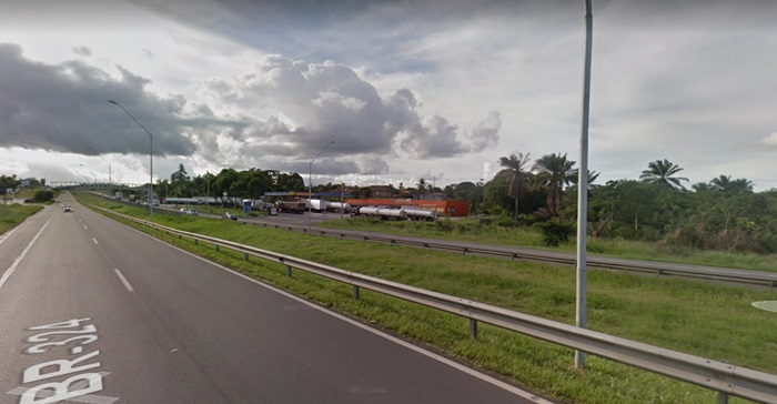 Veículo da Prefeitura de Santaluz carregado de remédio é tomado de assalto na BR 324