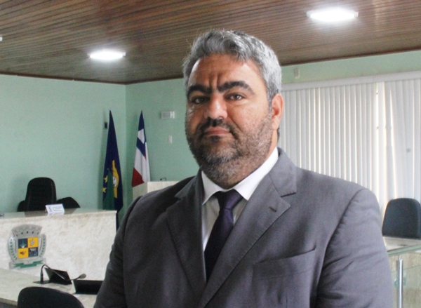 São Domingos: primeiro ano de Jota frente a presidência da Câmara é marcado por suspensão de diárias e reforma da casa