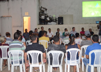 São José do Jacuípe – Moradores se reúnem para discutir implantação do SICOOB/COOPERE em Itatiaia