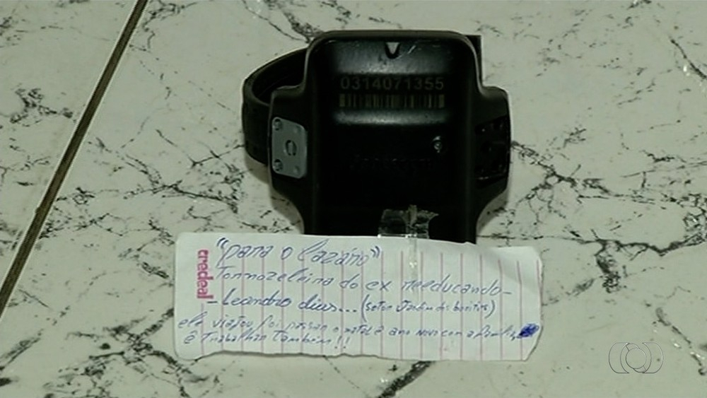 TO – Tornozeleira eletrônica é deixada com bilhete em delegacia: ‘foi passar o Natal com a família’