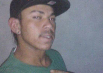 Queimadas: jovem é assassinado na zona rural quando conversava com parentes e amigos