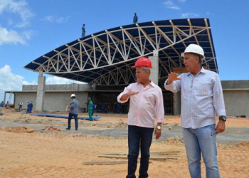 Obras da Policlínica de Alagoinhas seguem a todo vapor, garante o deputado Joseildo após visita