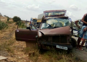 Riachão – Idoso morre em colisão envolvendo caminhão e Belina na BR 324