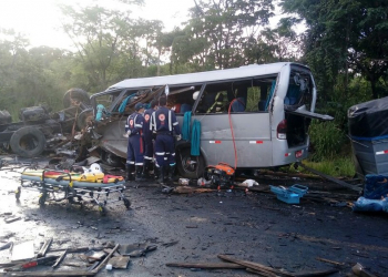 MG – Acidente deixa 13 mortos e 39 feridos na BR 251