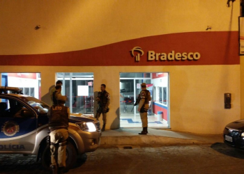 PM prende em flagrante dois indivíduos que tentavam explodir banco em Cansanção