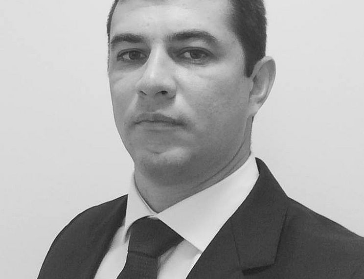 Delegado é achado morto em mala de carro no Rio de Janeiro