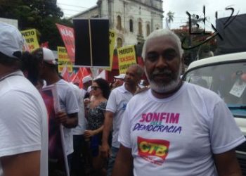 Na Lavagem do Bonfim, movimentos sociais defendem candidatura de Lula