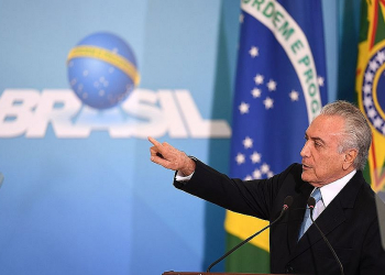 Saúde e educação perdem R$ 472 milhões para campanhas eleitorais