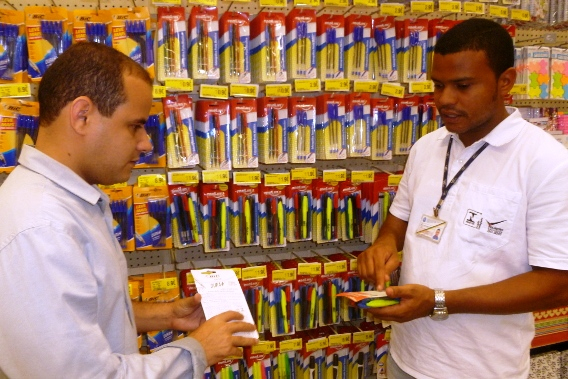 Ibametro fiscaliza material escolar