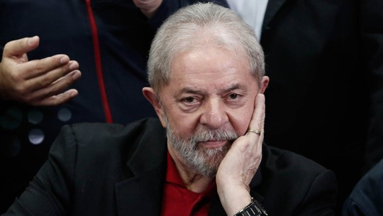 Por 3 a 0, desembargadores do TRF4 mantêm condenação de Lula no caso triplex