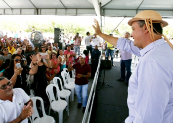 “Poucas e boas” da visita do Rui Costa a Abaré