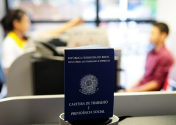 Seguro-desemprego tem reajuste de 2,07% e maior parcela passa a R$ 1.677,74